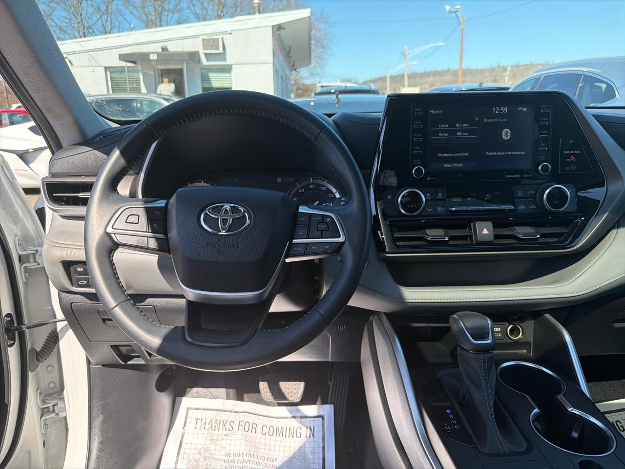 Toyota Highlander XLE AWD (Natl) 2022