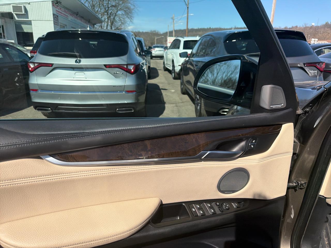 BMW X5 xDrive50i Sports Activity Vehicle 2017