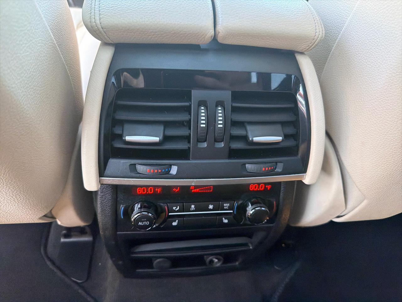 BMW X5 xDrive50i Sports Activity Vehicle 2017