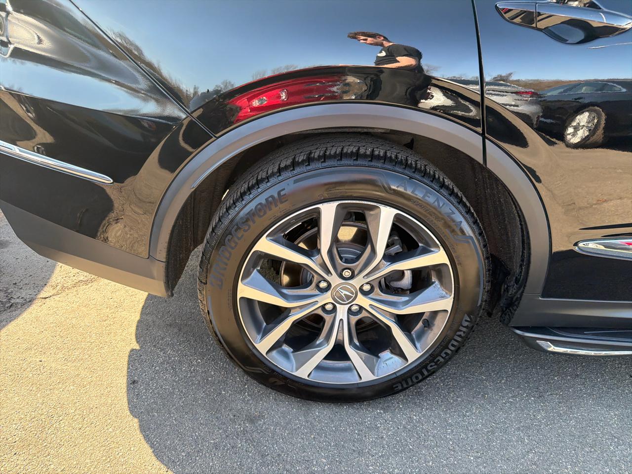 Acura MDX SH-AWD w/Technology Package 2023