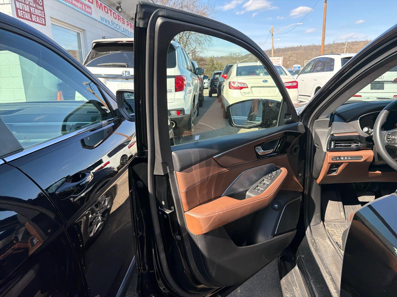 Acura MDX SH-AWD w/Technology Package 2023