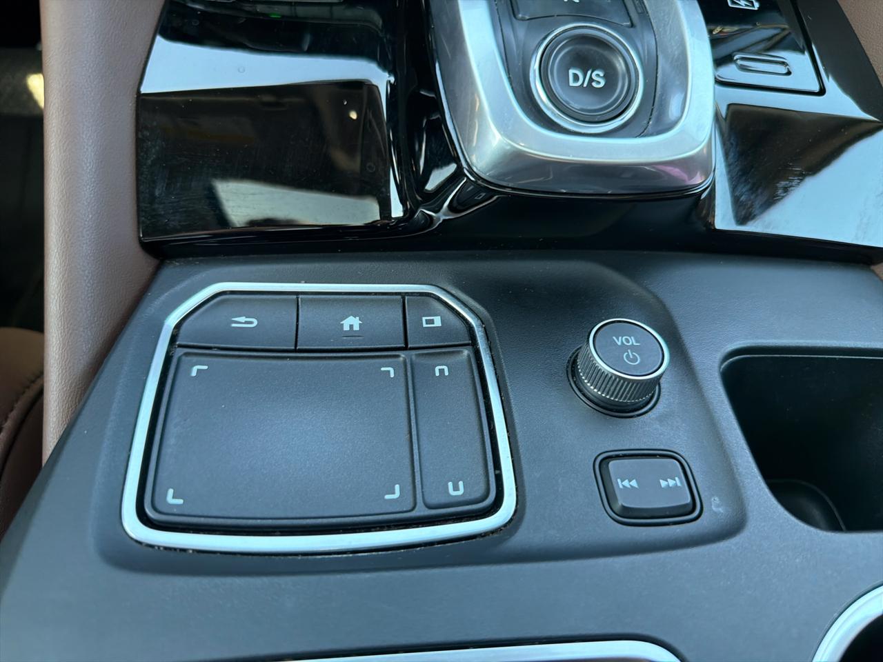 Acura MDX SH-AWD w/Technology Package 2023