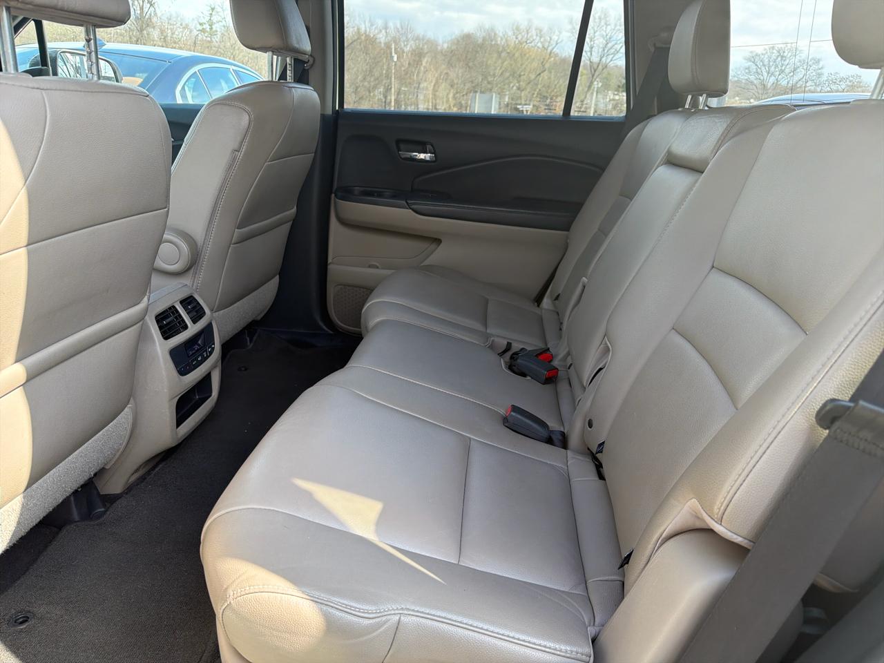 Honda Pilot AWD 4dr EX-L w/Navi 2016