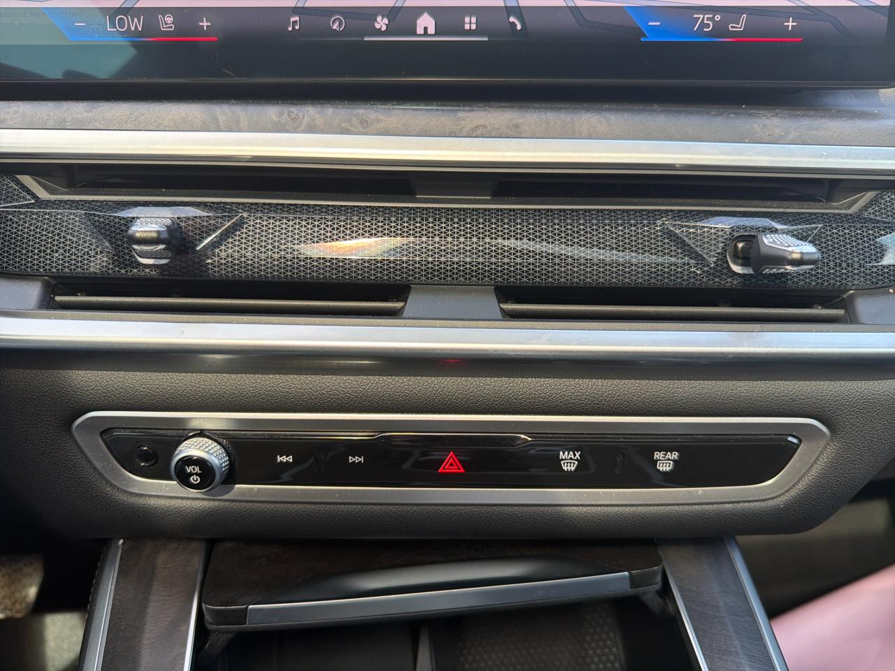 BMW X5 xDrive40i Sports Activity Vehicle 2024