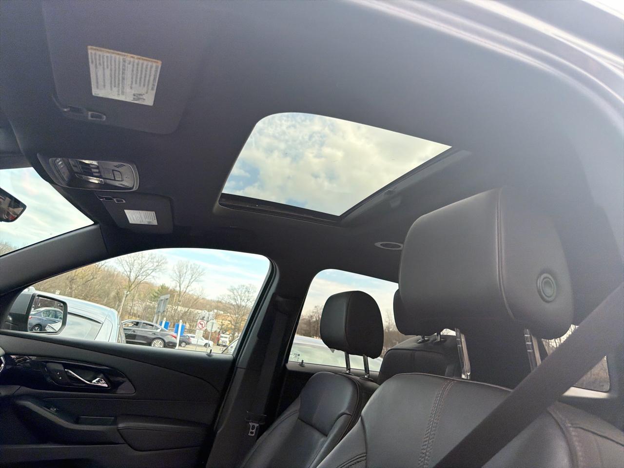 Chevrolet Traverse AWD 4dr RS 2023