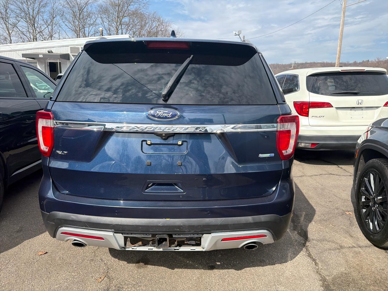 Ford Explorer 4WD 4dr XLT 2016