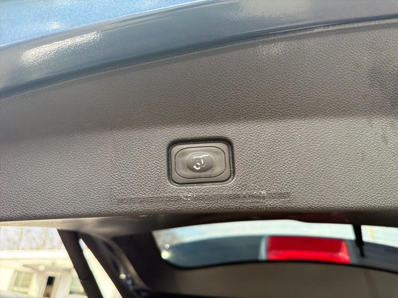 Ford Explorer 4WD 4dr XLT 2016