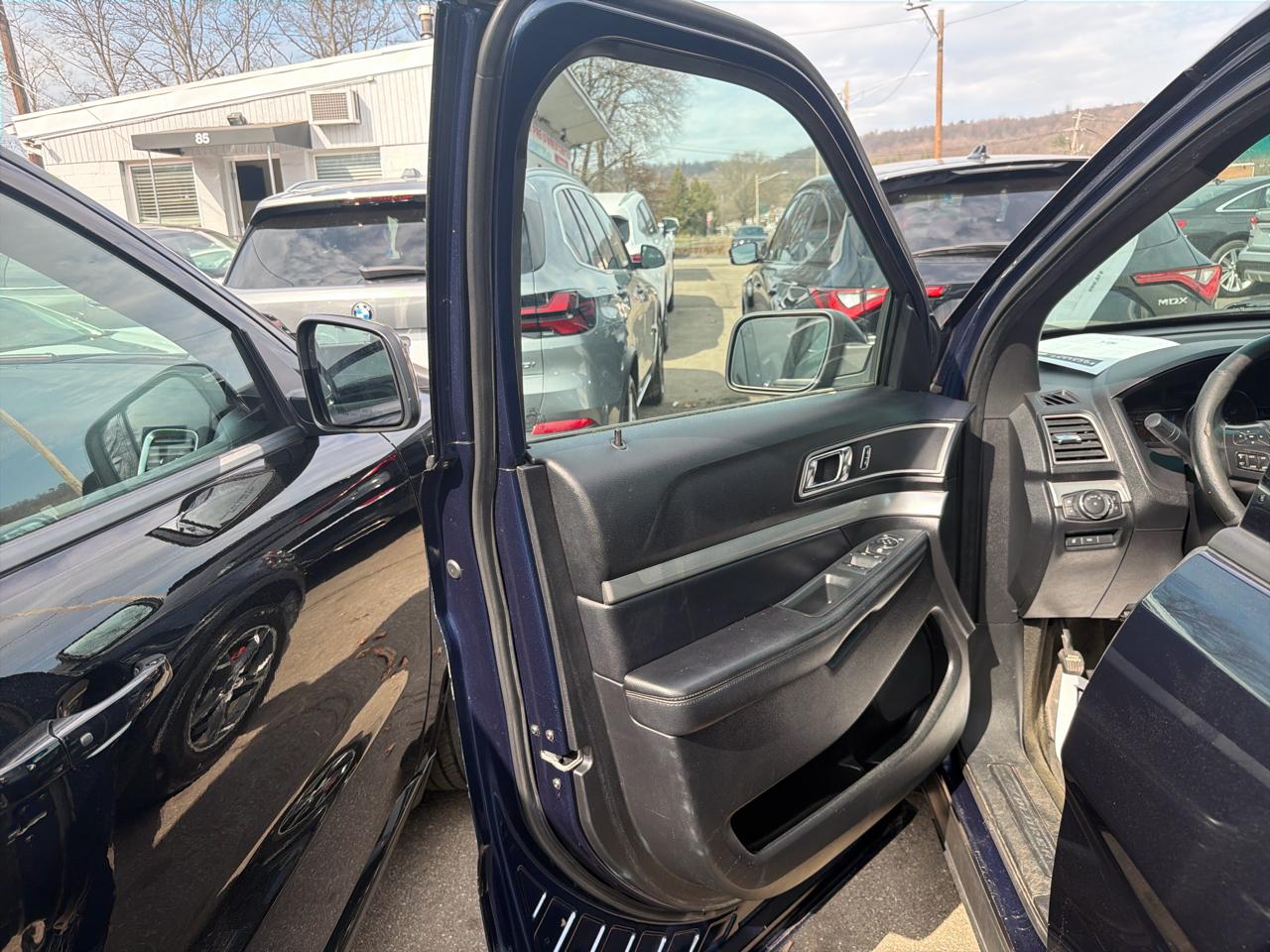 Ford Explorer 4WD 4dr XLT 2016