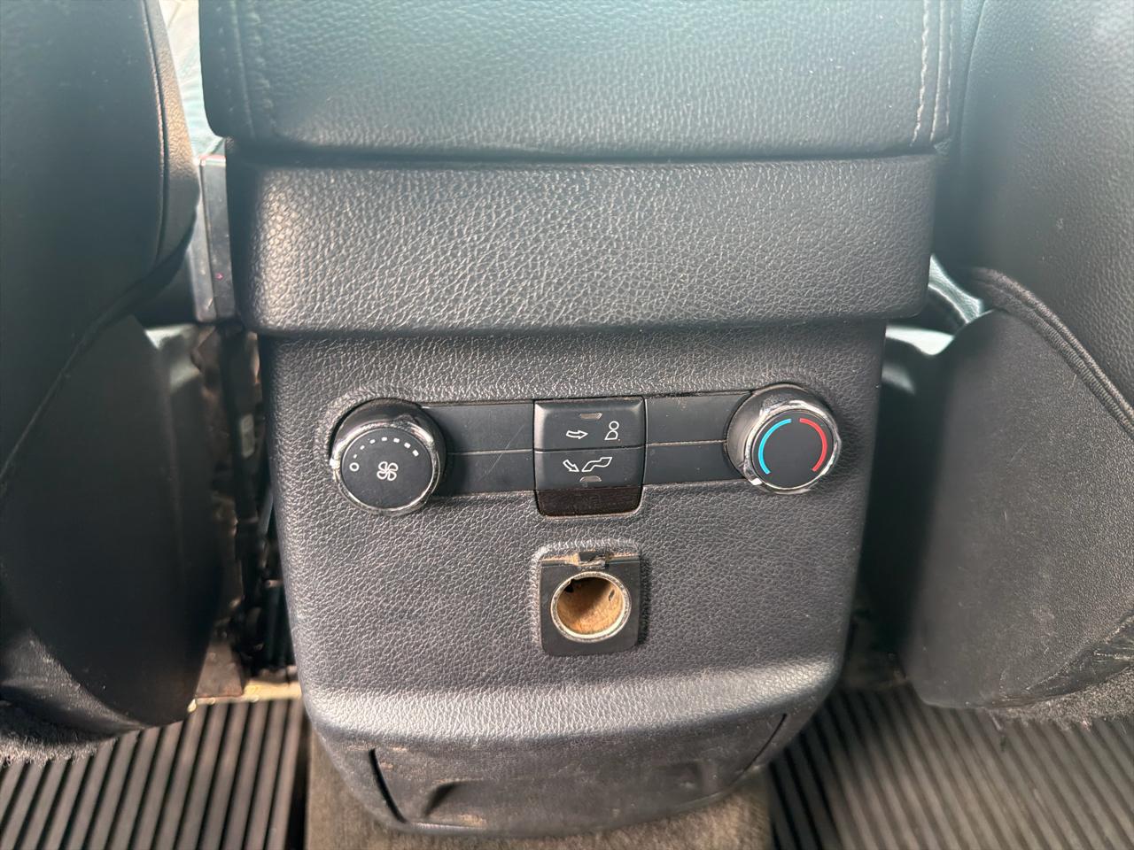 Ford Explorer 4WD 4dr XLT 2016