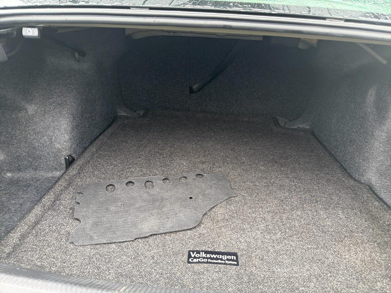 Volkswagen Passat 4dr Sdn 1.8T Auto S PZEV 2015