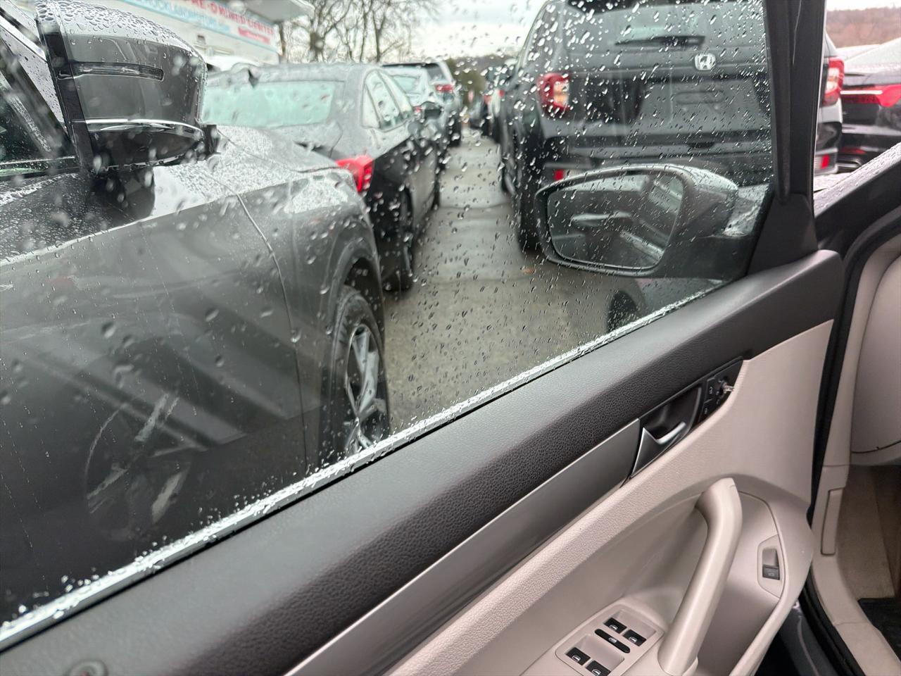 Volkswagen Passat 4dr Sdn 1.8T Auto S PZEV 2015