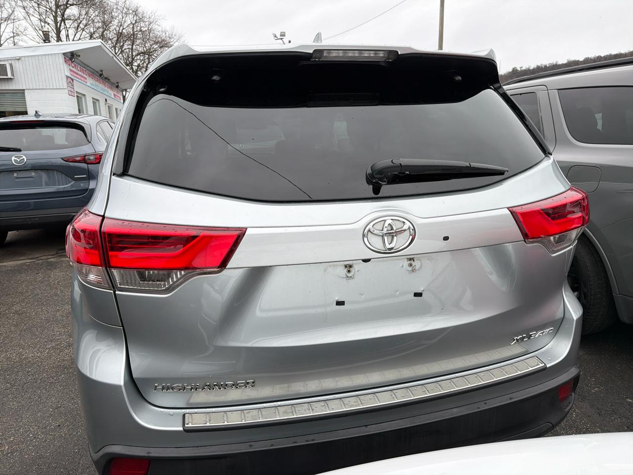 Toyota Highlander XLE V6 AWD (Natl) 2019
