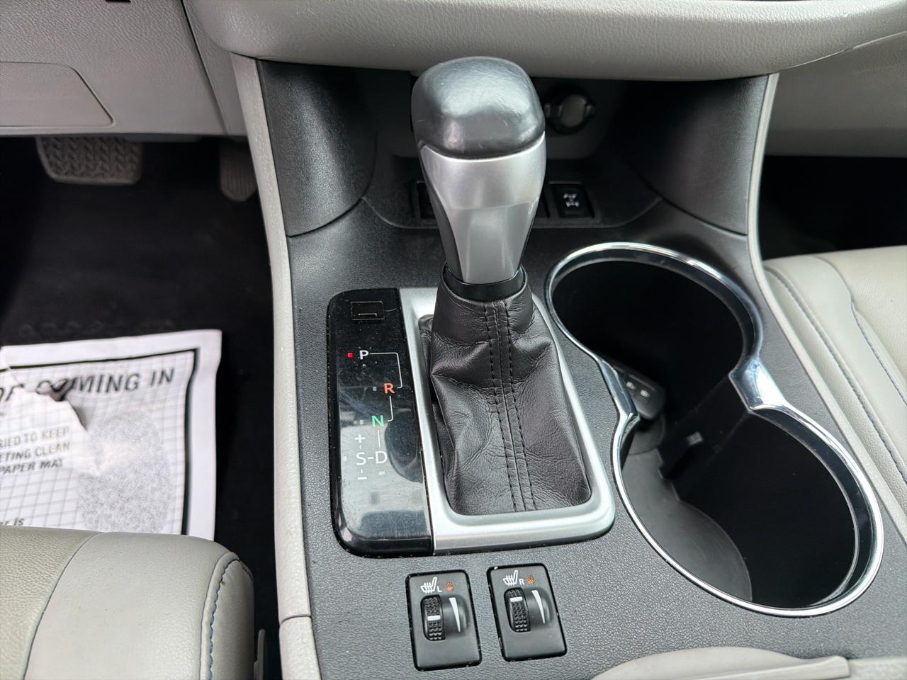 Toyota Highlander XLE V6 AWD (Natl) 2019