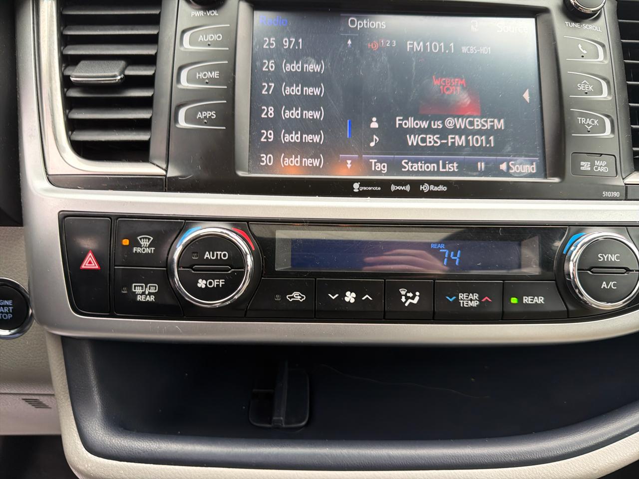 Toyota Highlander XLE V6 AWD (Natl) 2019