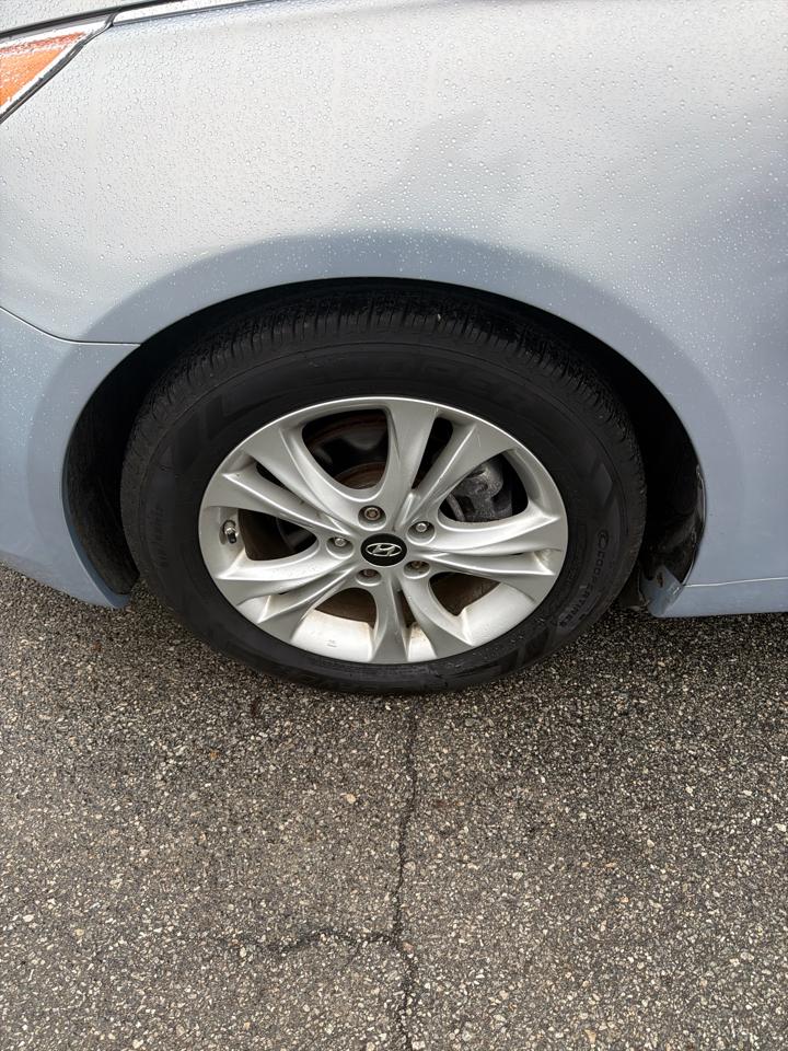 Hyundai Sonata 4dr Sdn 2.4L Auto Limited 2013