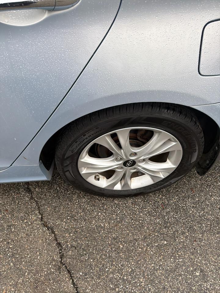 Hyundai Sonata 4dr Sdn 2.4L Auto Limited 2013