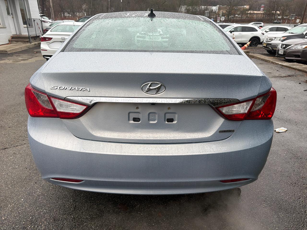 Hyundai Sonata 4dr Sdn 2.4L Auto Limited 2013