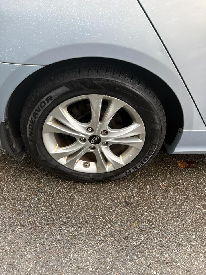 Hyundai Sonata 4dr Sdn 2.4L Auto Limited 2013