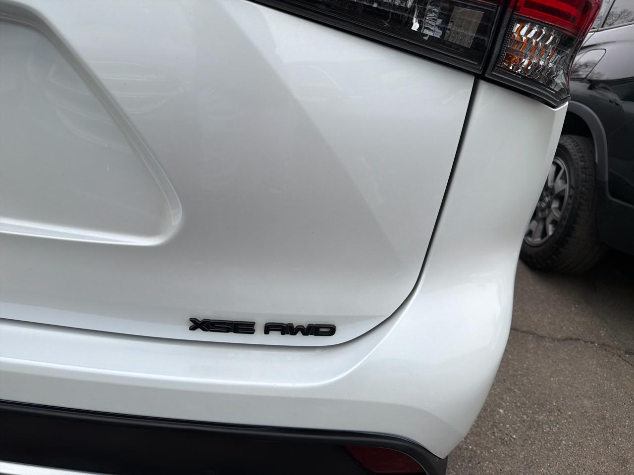 Toyota Highlander XSE AWD (Natl) 2022