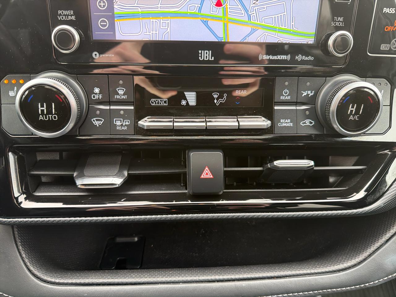 Toyota Highlander XSE AWD (Natl) 2022