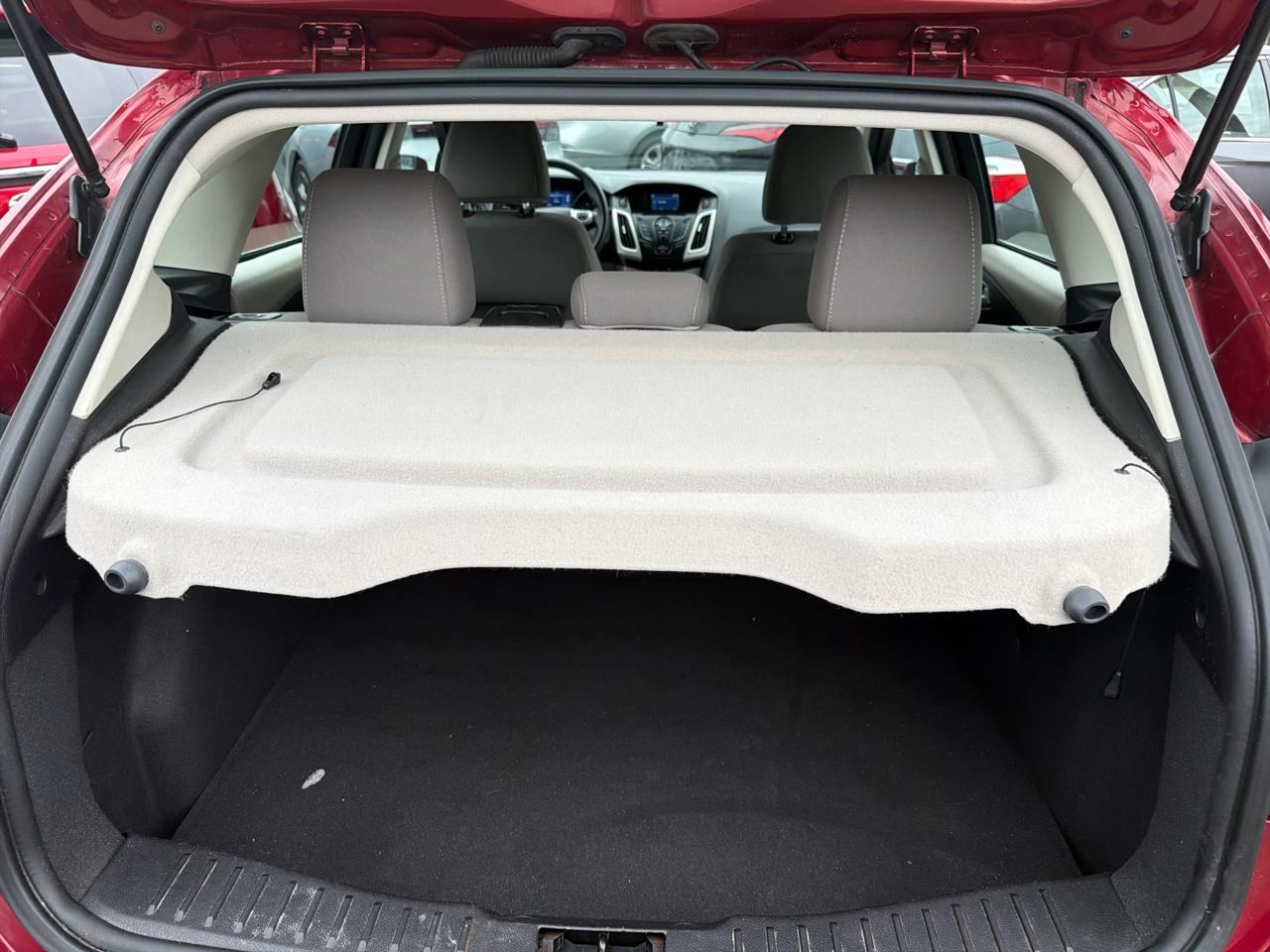 Ford Focus 5dr HB SE 2014