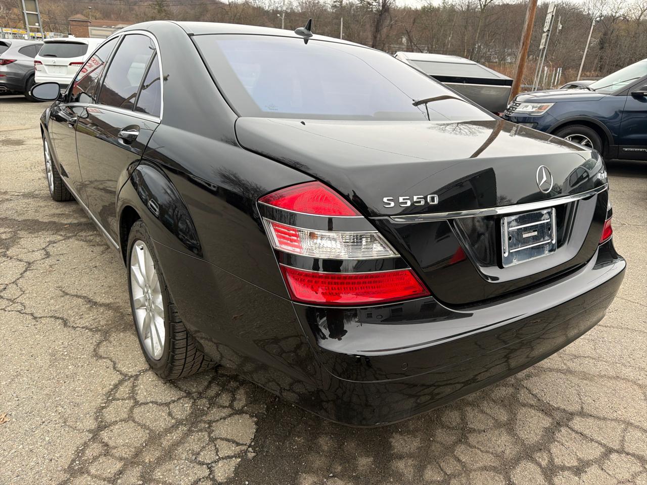 Mercedes-Benz S-Class 4dr Sdn 5.5L V8 4MATIC 2007