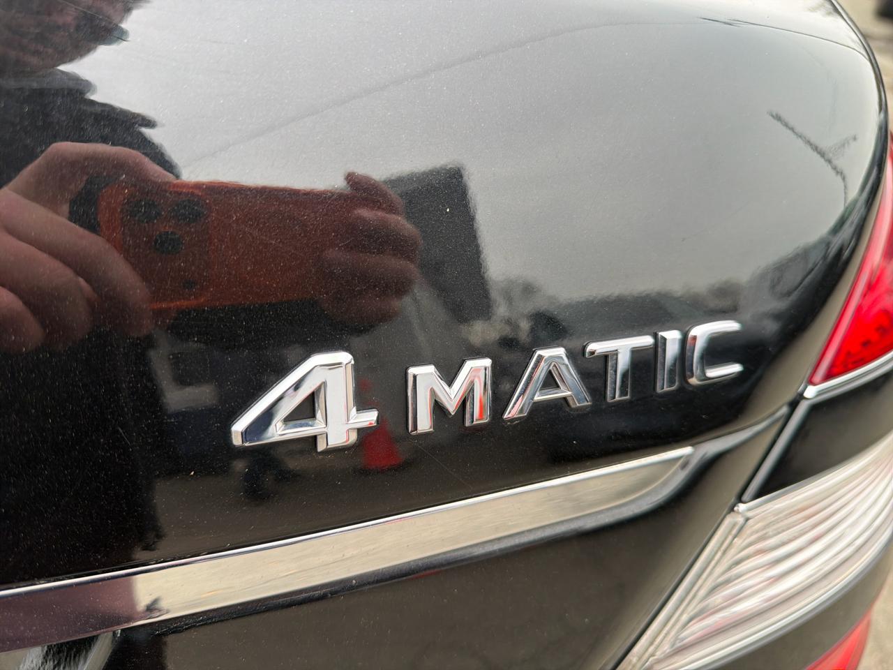 Mercedes-Benz S-Class 4dr Sdn 5.5L V8 4MATIC 2007