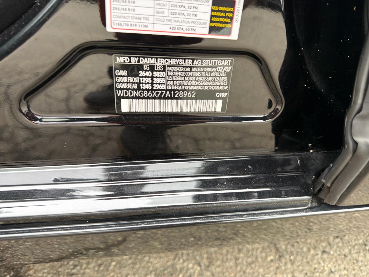 Mercedes-Benz S-Class 4dr Sdn 5.5L V8 4MATIC 2007