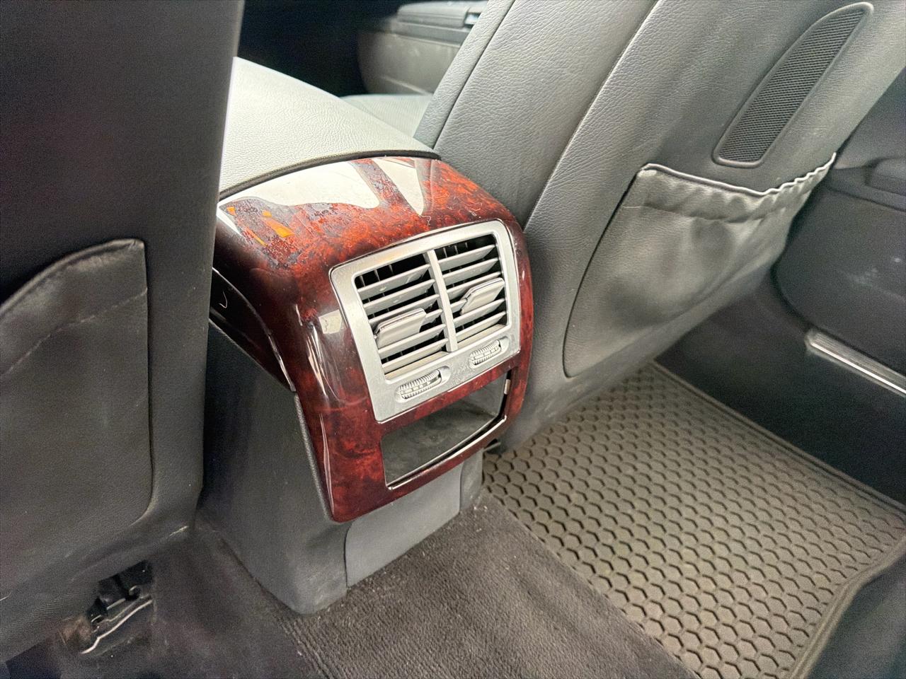 Mercedes-Benz S-Class 4dr Sdn 5.5L V8 4MATIC 2007