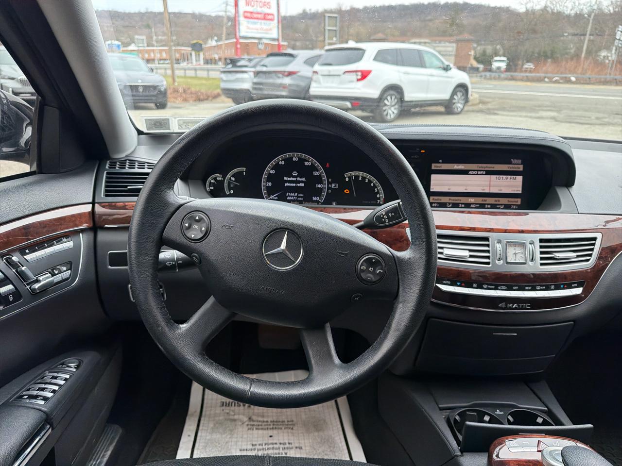 Mercedes-Benz S-Class 4dr Sdn 5.5L V8 4MATIC 2007