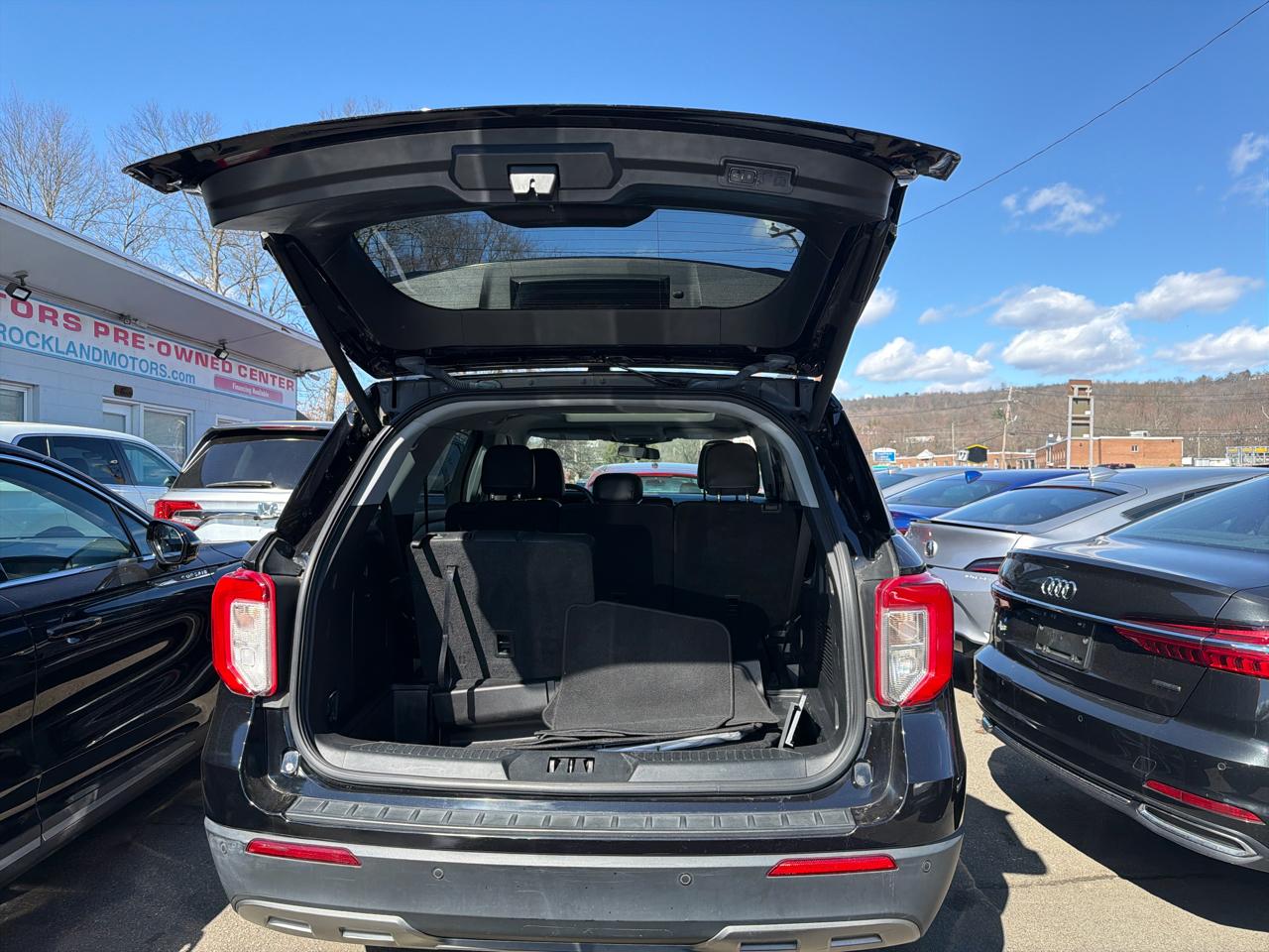 Ford Explorer XLT 2022