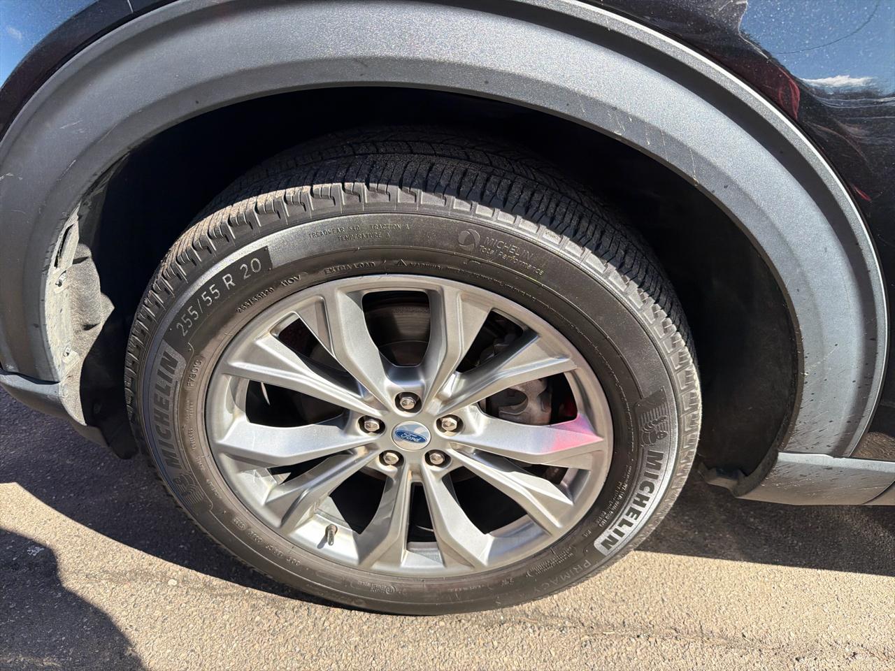 Ford Explorer XLT 2022