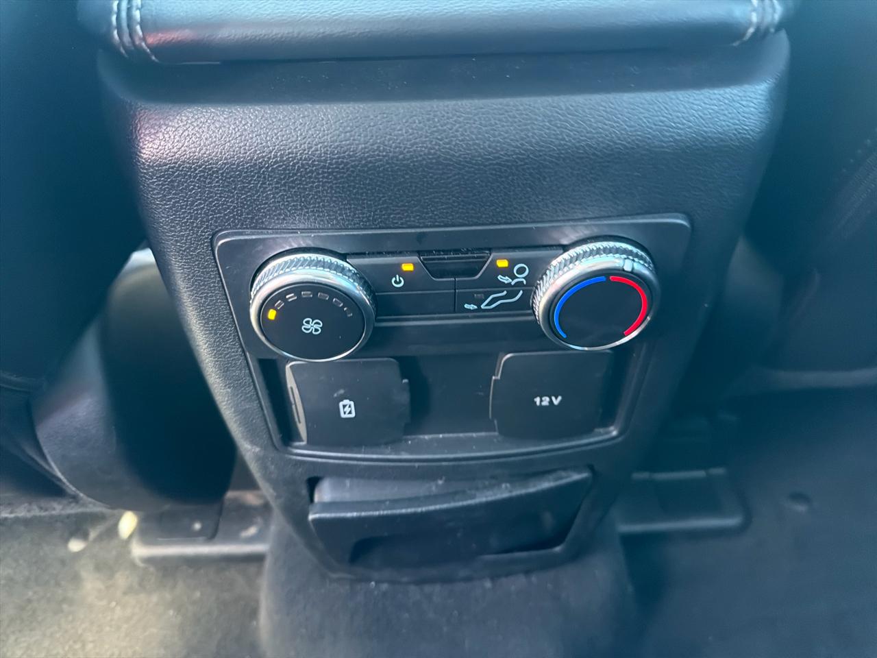 Ford Explorer XLT 2022