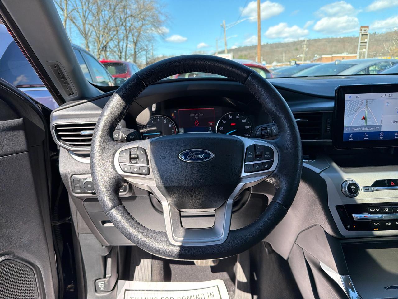 Ford Explorer XLT 2022