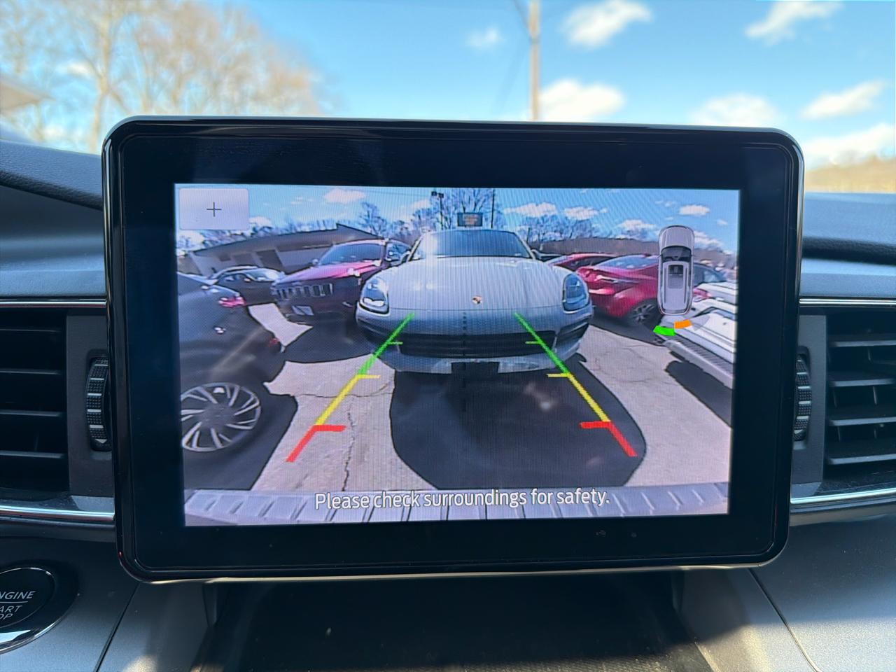 Ford Explorer XLT 2022