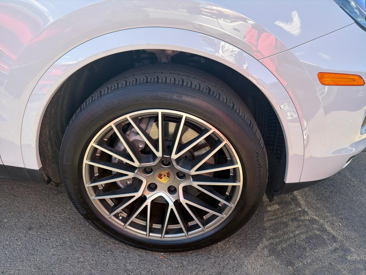 Porsche Cayenne Coupe AWD 2023