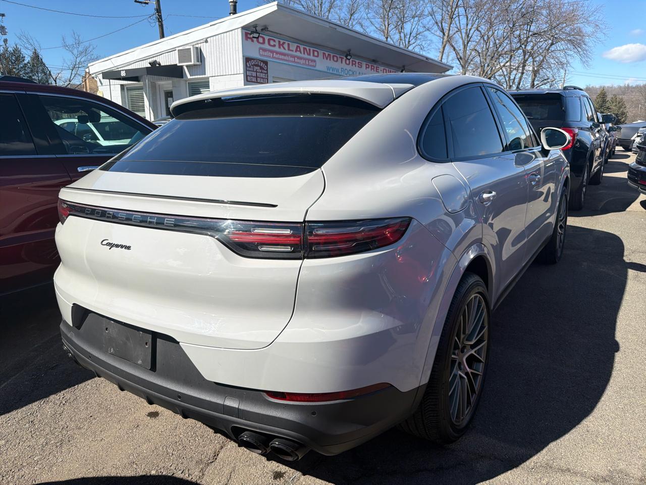 Porsche Cayenne Coupe AWD 2023