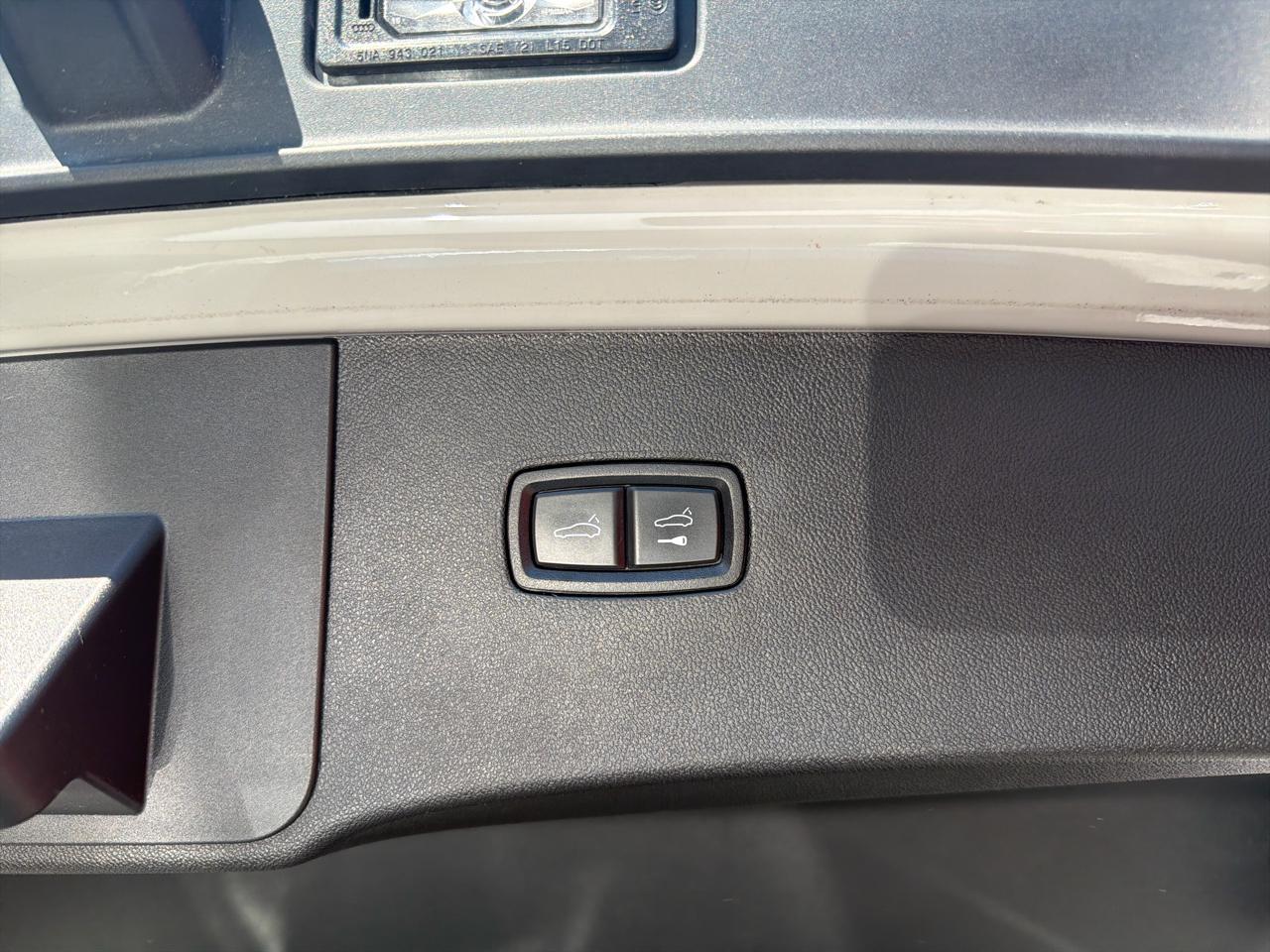 Porsche Cayenne Coupe AWD 2023