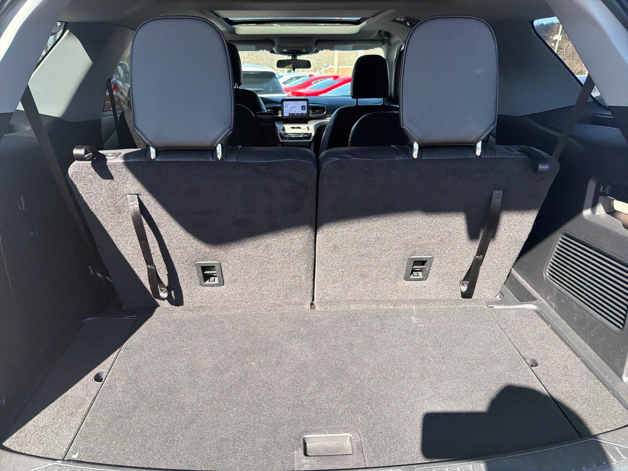 Ford Explorer XLT 2023