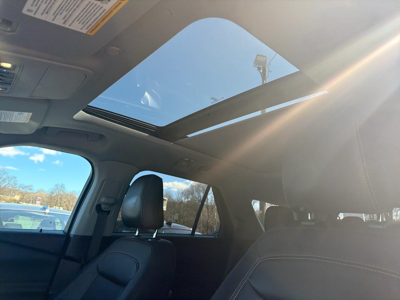 Ford Explorer XLT 2023