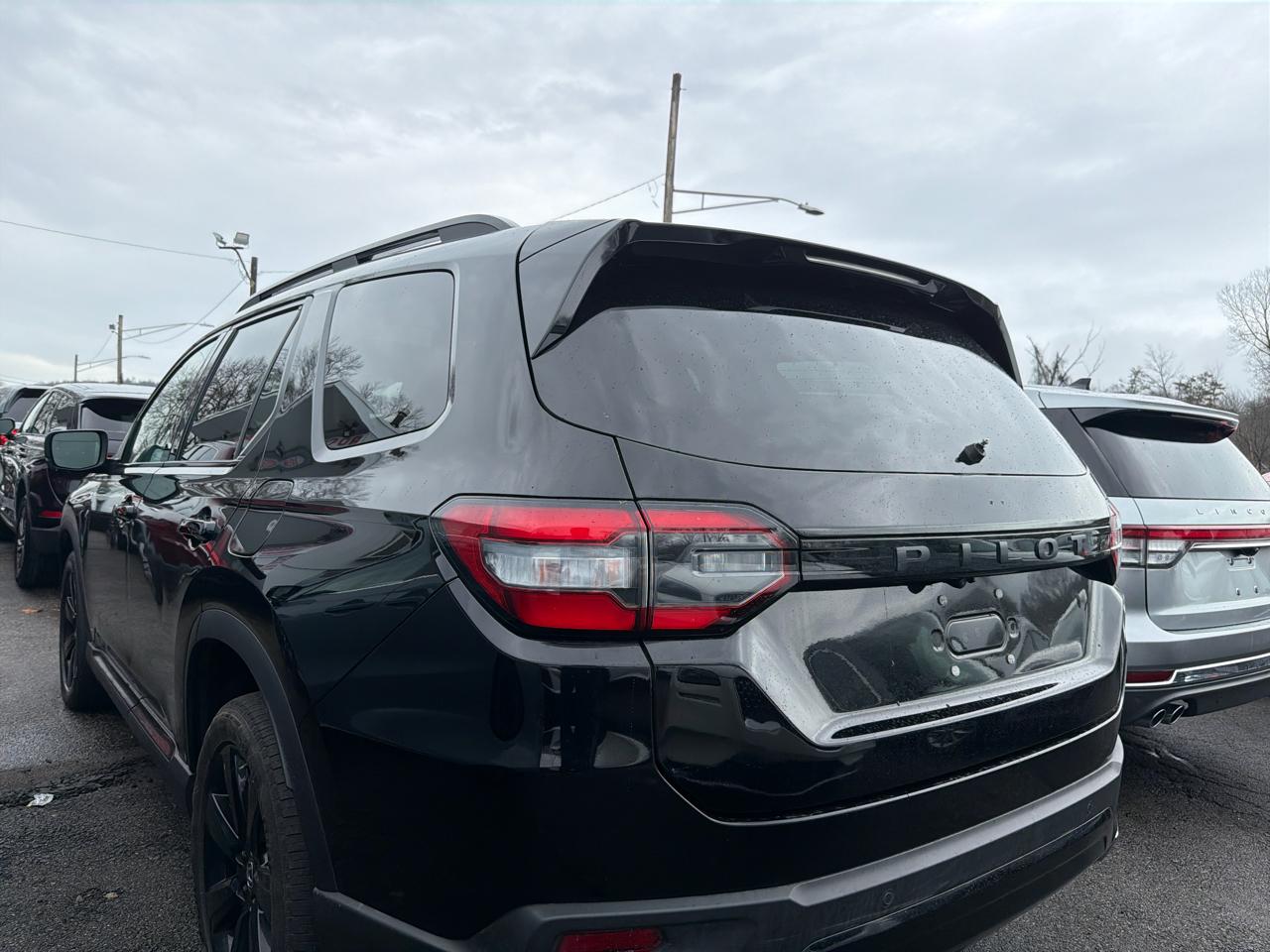 Honda Pilot Elite AWD 2023