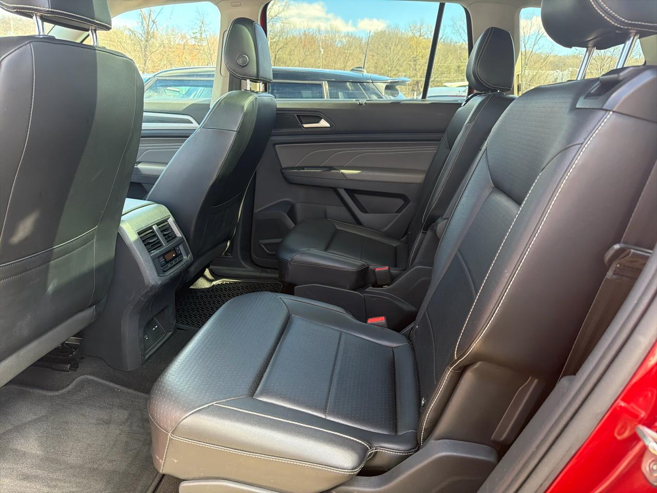 Volkswagen Atlas 3.6L V6 SE w/Technology 4MOTION 2022