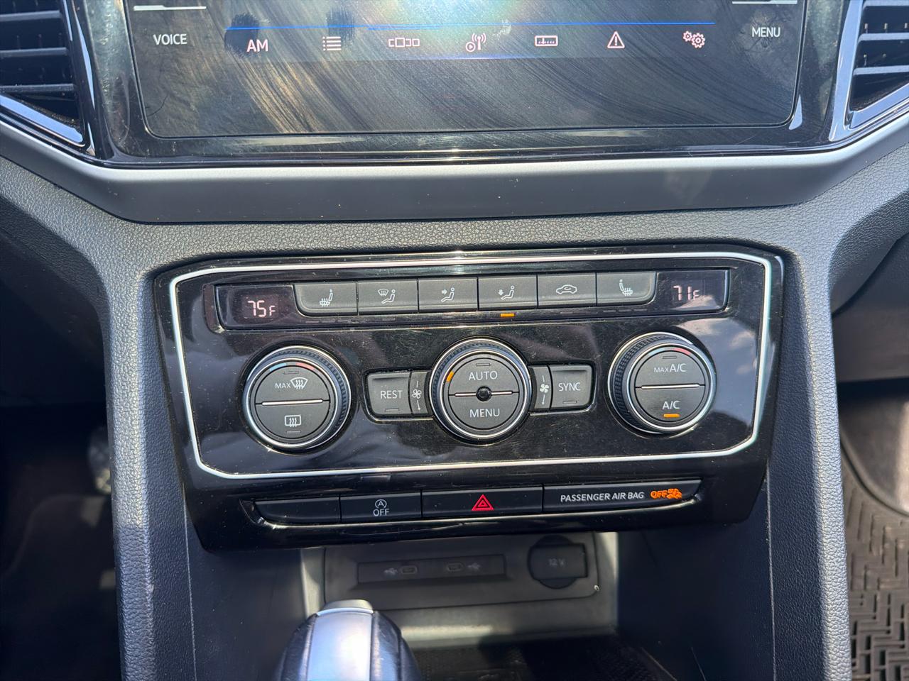 Volkswagen Atlas 3.6L V6 SE w/Technology 4MOTION 2022