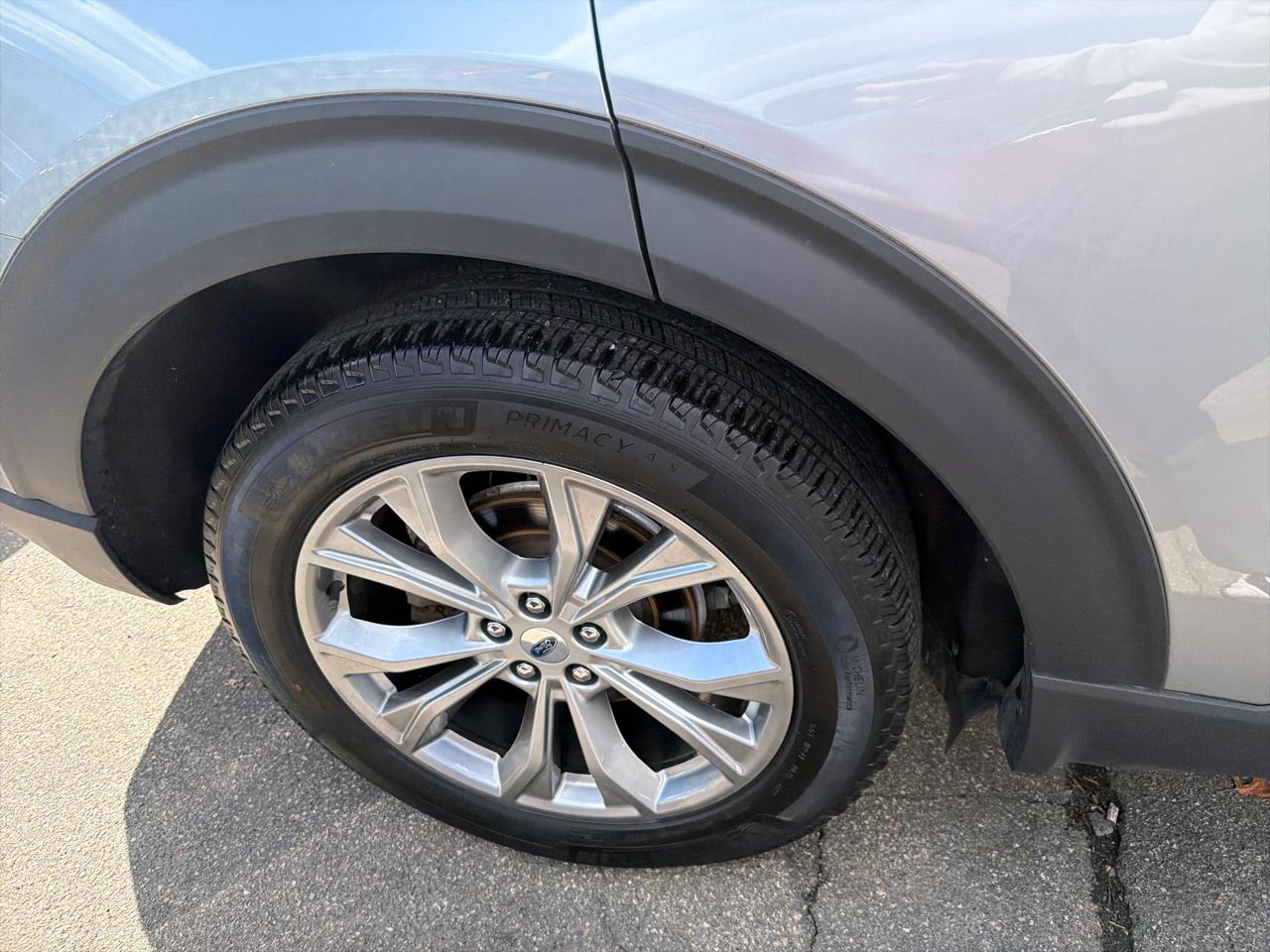 Ford Explorer XLT 4WD 2022