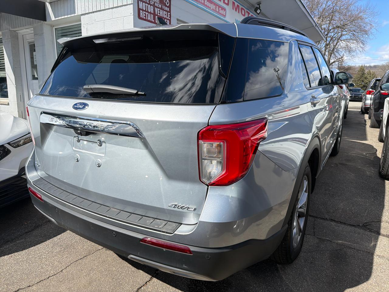 Ford Explorer XLT 4WD 2022