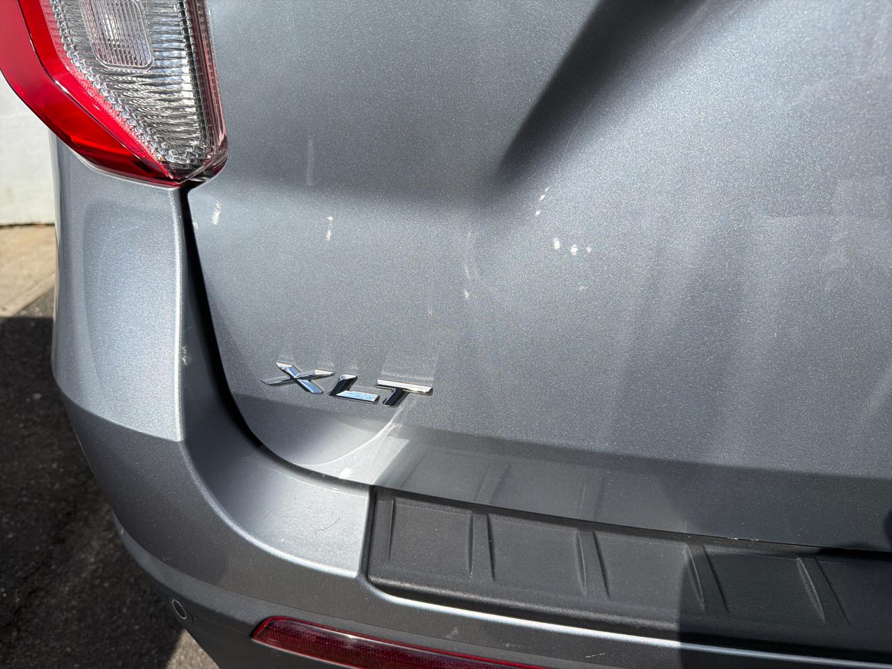 Ford Explorer XLT 4WD 2022