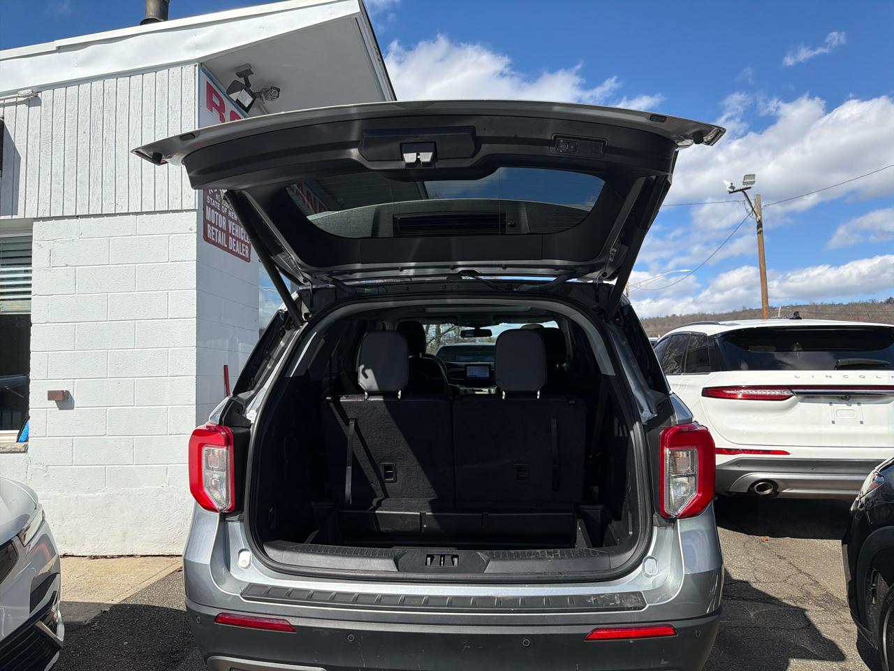 Ford Explorer XLT 4WD 2022