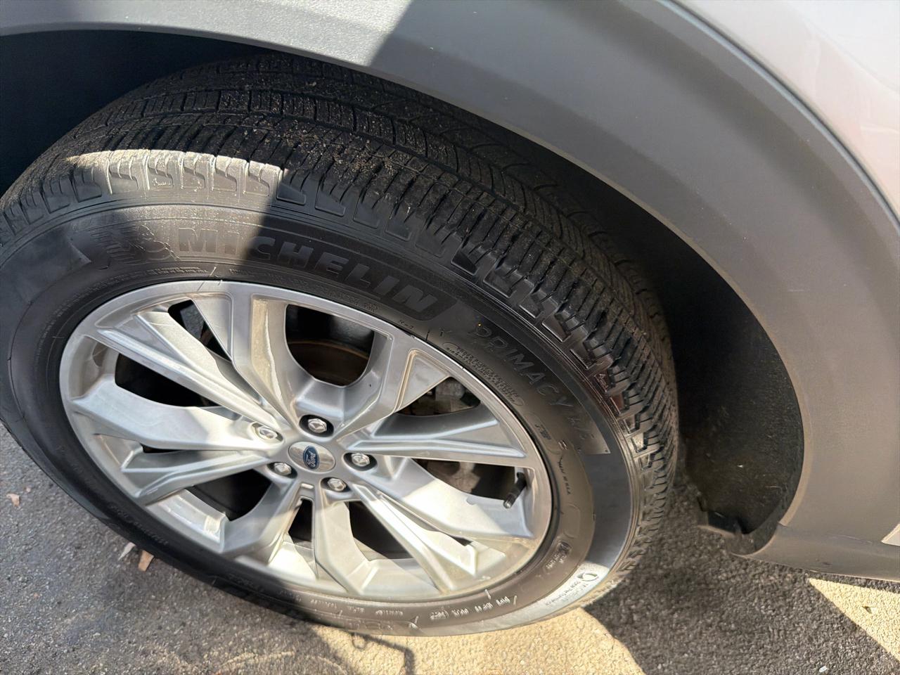 Ford Explorer XLT 4WD 2022