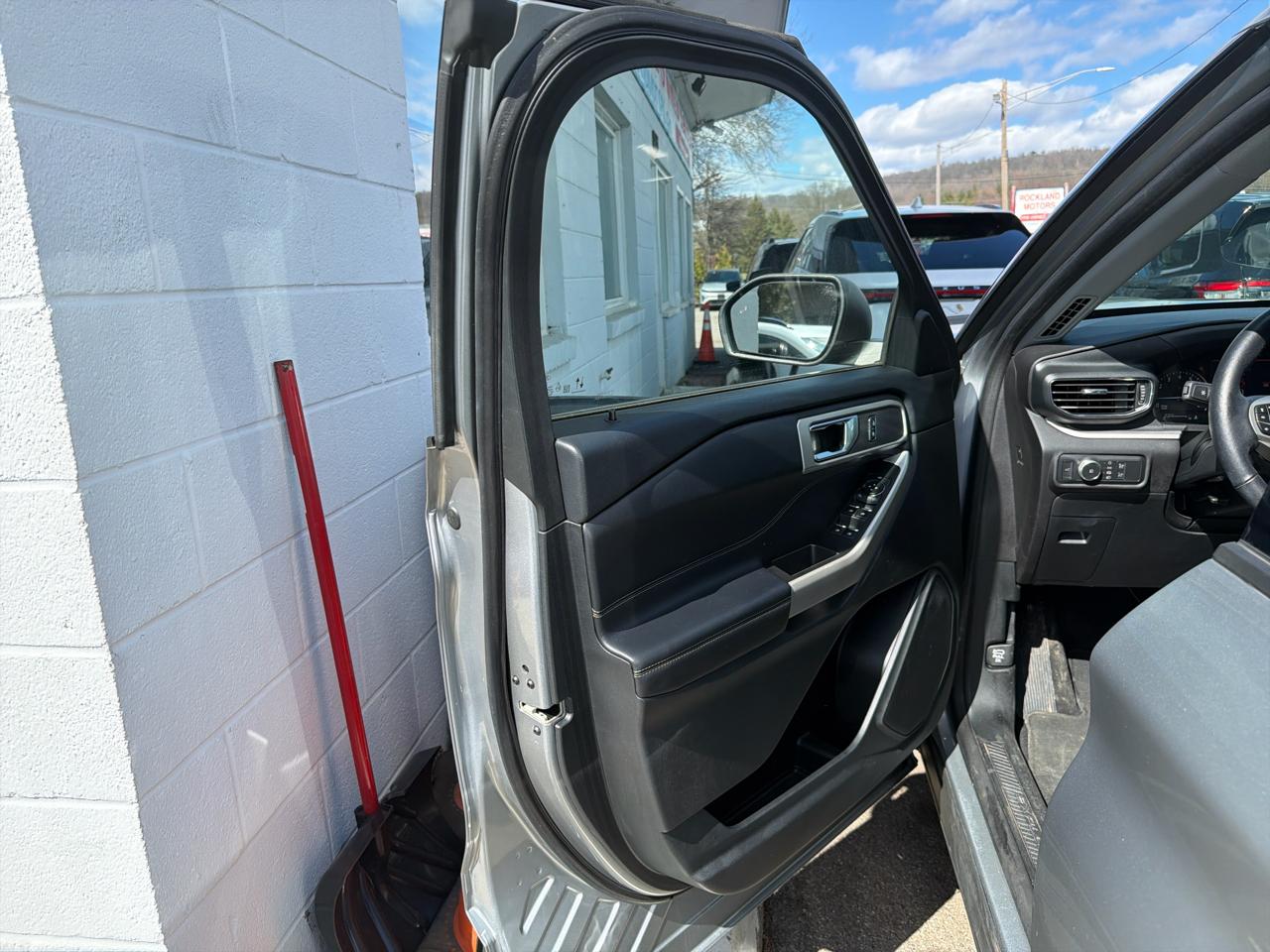 Ford Explorer XLT 4WD 2022