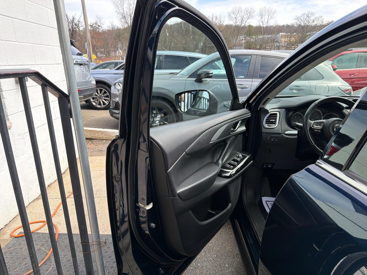 Mazda CX-9 Touring AWD 2023